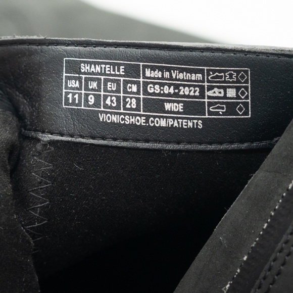 Vionic  - Shantelle Ankle Boots — 11 Wide Width - Picture 9 of 10